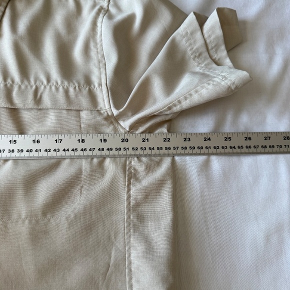 Avia Men's Medium Camp Shirt Outdoor Short Sleeve Button Up Beige Hiking Camping - Picture 8 of 11